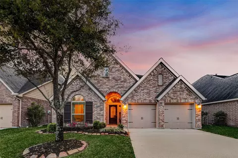 26235 Serenity Oaks Dr, Richmond, TX 77406