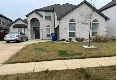 1111 Alaska Dr, Forney, TX 75126