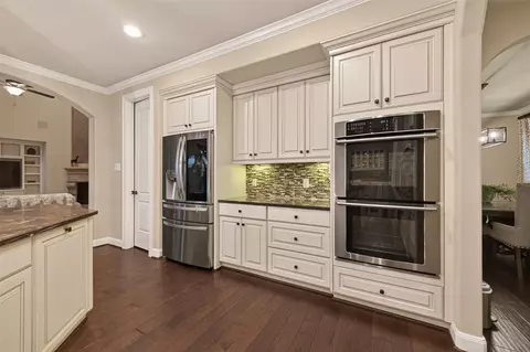 Kitchen - 3835 Dortmund Dr, Spring, TX 77386 photo 5 of 5