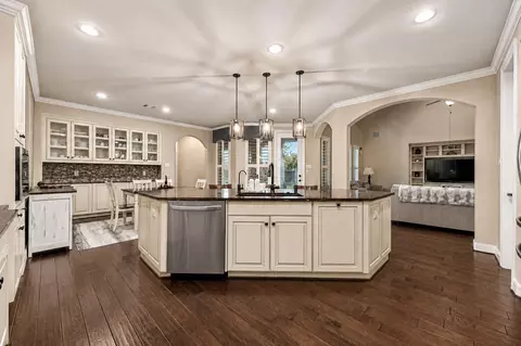 Kitchen - 3835 Dortmund Dr, Spring, TX 77386 photo 4 of 5