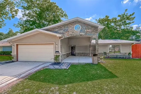 1918 Westcrest Dr, Houston, TX 77055