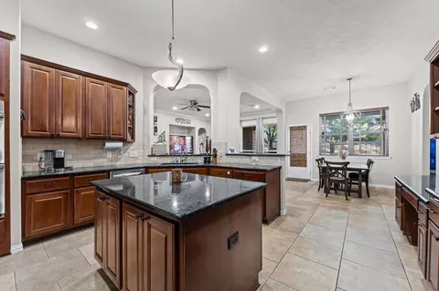 Kitchen - 6714 Sage Grass Ln, Spring, TX 77379 photo 2 of 3