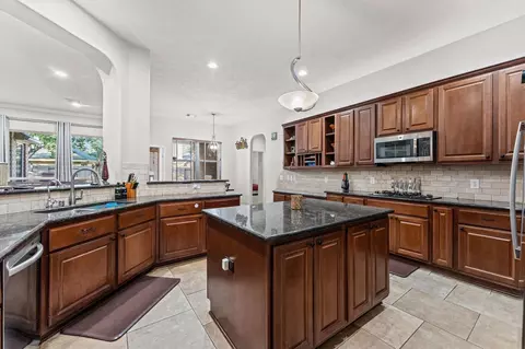 Kitchen - 6714 Sage Grass Ln, Spring, TX 77379 photo 3 of 3