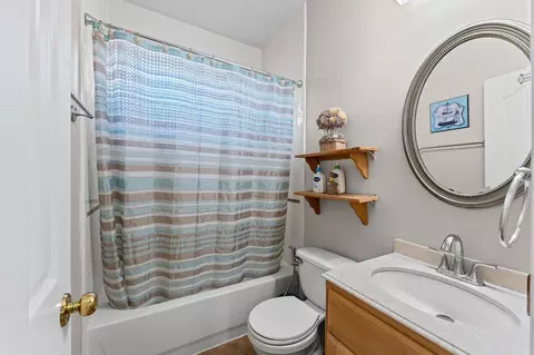 Bath - 6714 Sage Grass Ln, Spring, TX 77379 photo 4 of 4