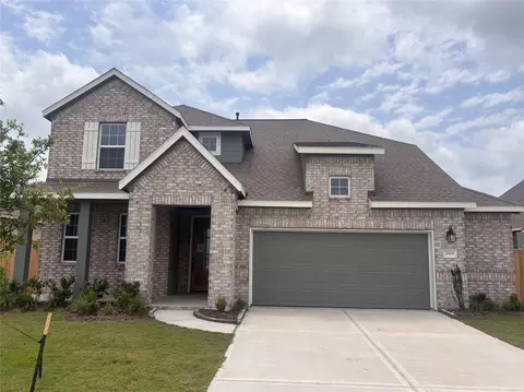 7819 Jade Crest Dr, Angleton, TX 77515