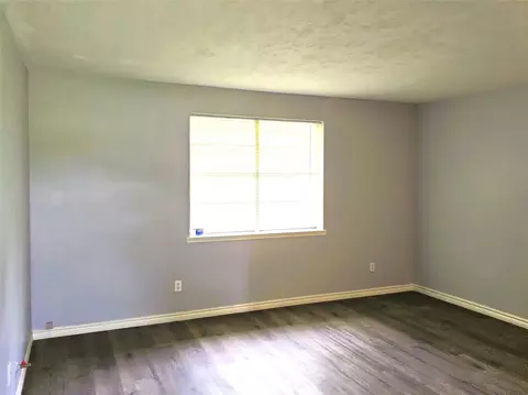 107 Cypress St, Trinity, TX 75862 photo 5