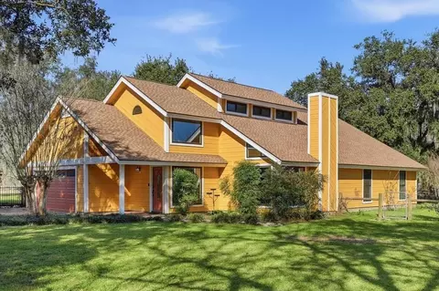 5610 County Road 823, West Columbia, TX 77486