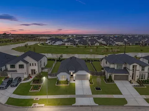 31522 Bramble Hollow Ct, Fulshear, TX 77441