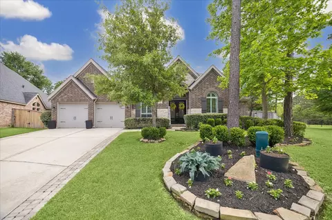 111 Notloc Ct, Montgomery, TX 77316