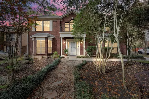 23 Eagle Rock Pl Pl, The Woodlands, TX 77381