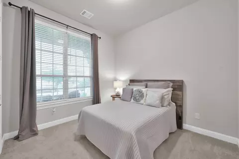 Bedroom - 17413 Turtleweed Ln, Conroe, TX 77385 photo 5 of 5