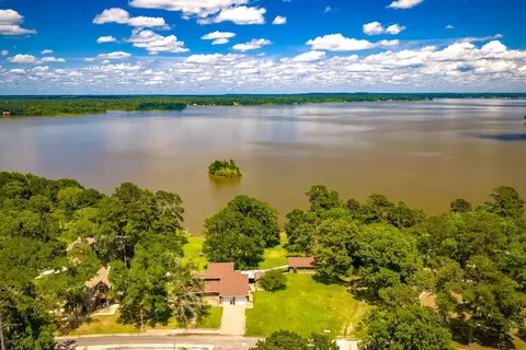 View/Area - 201 Westwood Dr E, Trinity, TX 75862 photo 5 of 5