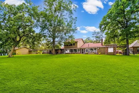 Exterior - 201 Westwood Dr E, Trinity, TX 75862 photo 23 of 24