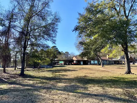 Exterior - 201 Westwood Dr E, Trinity, TX 75862 photo 7 of 24