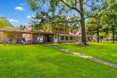 Exterior - 201 Westwood Dr E, Trinity, TX 75862 photo 21 of 24