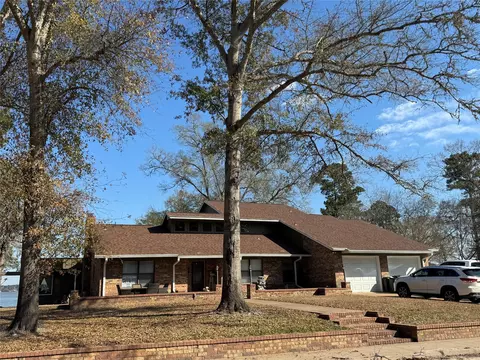 Exterior - 201 Westwood Dr E, Trinity, TX 75862 photo 2 of 24