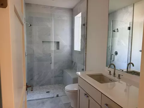 Bath - 501 Delayne Dr, Austin, TX 78737 photo 4 of 7