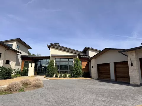 Exterior - 501 Delayne Dr, Austin, TX 78737 photo 4 of 9
