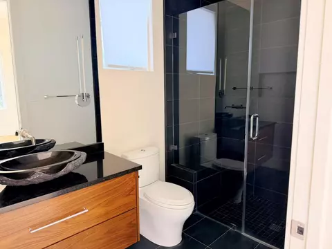 Bath - 501 Delayne Dr, Austin, TX 78737 photo 8 of 8