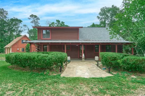 18233 Country Place Dr, Conroe, TX 77302