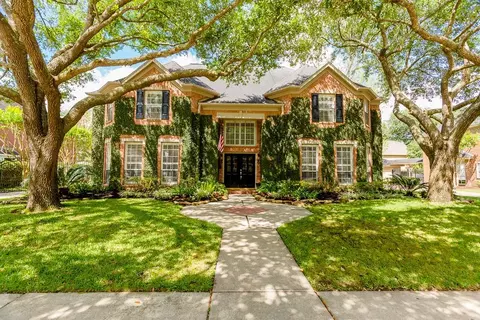 4106 Trent St, Sugar Land, TX 77479