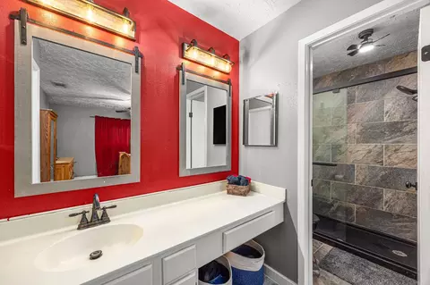 Bath - 21302 Bridgepoint Ln, Spring, TX 77388 photo 1 of 2