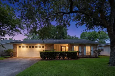 3015 Meadowview Dr, Missouri City, TX 77459