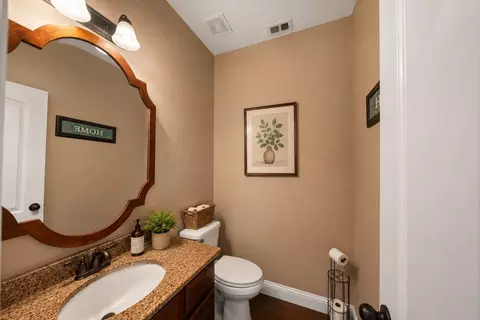 Bath - 5 Copper Cv, Conroe, TX 77304 photo 1 of 4