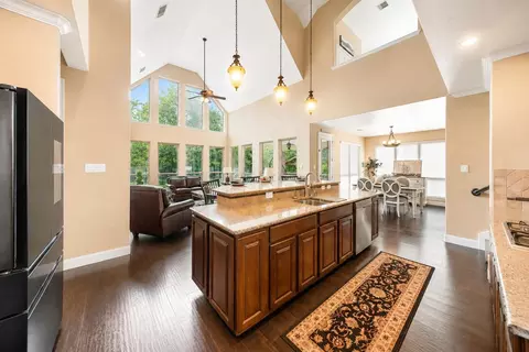 Entry Way - 5 Copper Cv, Conroe, TX 77304 photo 3 of 6