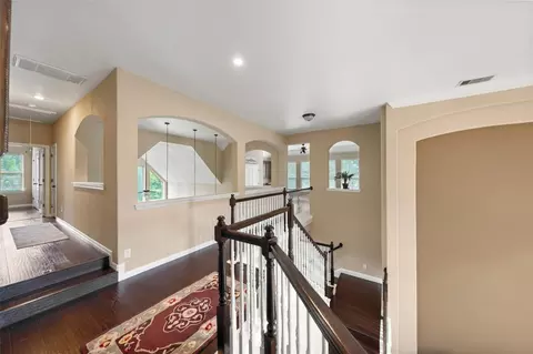 Entry Way - 5 Copper Cv, Conroe, TX 77304 photo 4 of 6