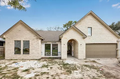 10303 Eddystone Dr, Houston, TX 77043