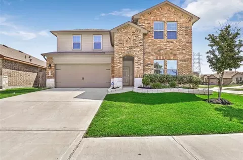 3902 Country Club Dr, Baytown, TX 77521