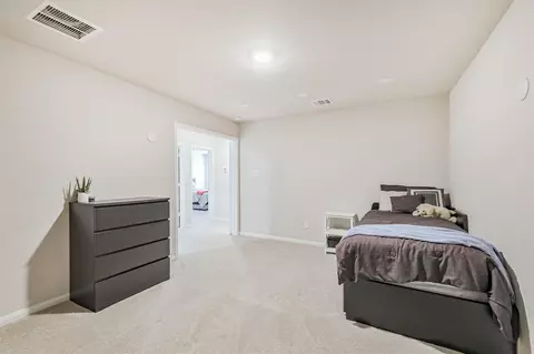 Bedroom - 2424 Shellcracker Dr, Conroe, TX 77384 photo 6 of 12