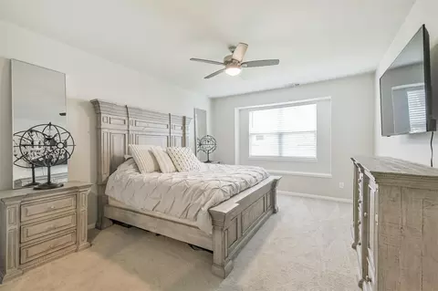 Bedroom - 2424 Shellcracker Dr, Conroe, TX 77384 photo 1 of 12