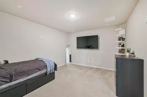 Bedroom - 2424 Shellcracker Dr, Conroe, TX 77384 photo 5 of 12