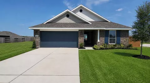 2230 W Post Oak Cir, Dayton, TX 77535