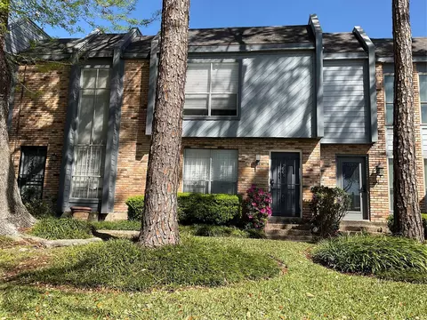 6202 Skyline Dr #3, Houston, TX 77057