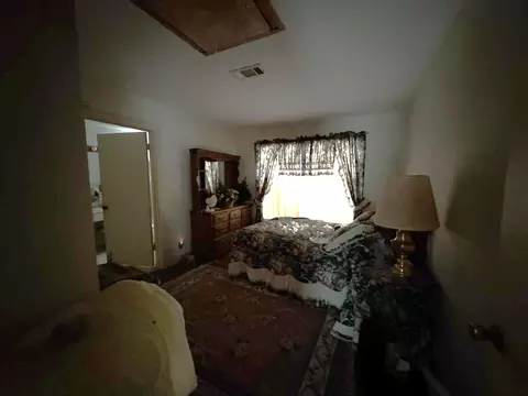 Bedroom - 704 Elder St, Colmesneil, TX 75938 photo 3 of 4