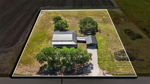 5403 Kunz Rd, Needville, TX 77461