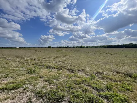 7012 E Bu 59 R Hwy, Hungerford, TX 77448