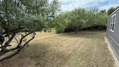 Exterior - 112 E Toledo St, Seadrift, TX 77983 photo 4 of 4