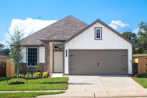 607 Rockbridge Dr, Huntsville, TX 77340