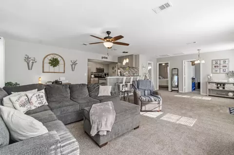 192 Miller Rd, Livingston, TX 77351