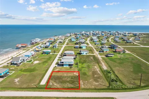 3 Balboa Blvd, Freeport, TX 77541