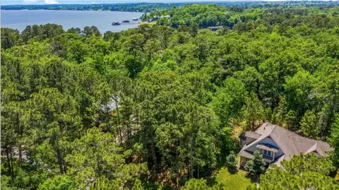 151 Walnut Point Dr, Coldspring, TX 77331