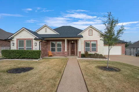 5303 Riviera Ct, College Station, TX 77845