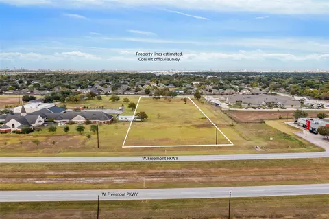 0 Fairmont Pkwy, La Porte, TX 77571