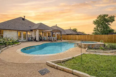 14105 Renee Ln, College Station, TX 77845