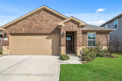 Exterior - 2011 Stella Pine Dr, Tomball, TX 77375 photo 3 of 4
