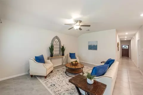 Entry Way - 2011 Stella Pine Dr, Tomball, TX 77375 photo 4 of 5